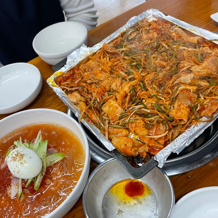  여주맛집 '여주파불고기' = 푸짐한 파불고기에 시원한 밀면! 여주아울렛 맛집