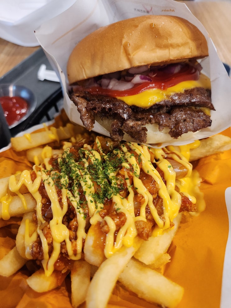  버거스올마이티 롯데백화점수원점 맛집 - 후기