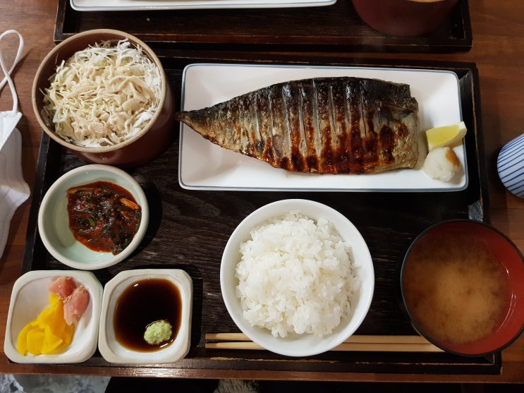 금복식당 고등어 숯불구이 정식 () 금복식당 고등어 숯불구이 정식 ()