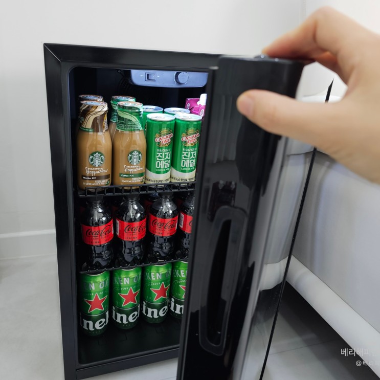 소형냉장고 가정용 1인 술장고 - 과자 음료까지 보관가능한 포쿨냉장고 추천
