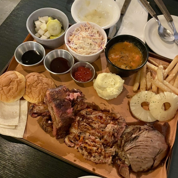 요즘 핫한 대구 텍사스바베큐 신월성 맛집 킴스모크에서 가족외식 요즘 핫한 대구 텍사스바베큐 신월성 맛집 킴스모크에서 가족외식