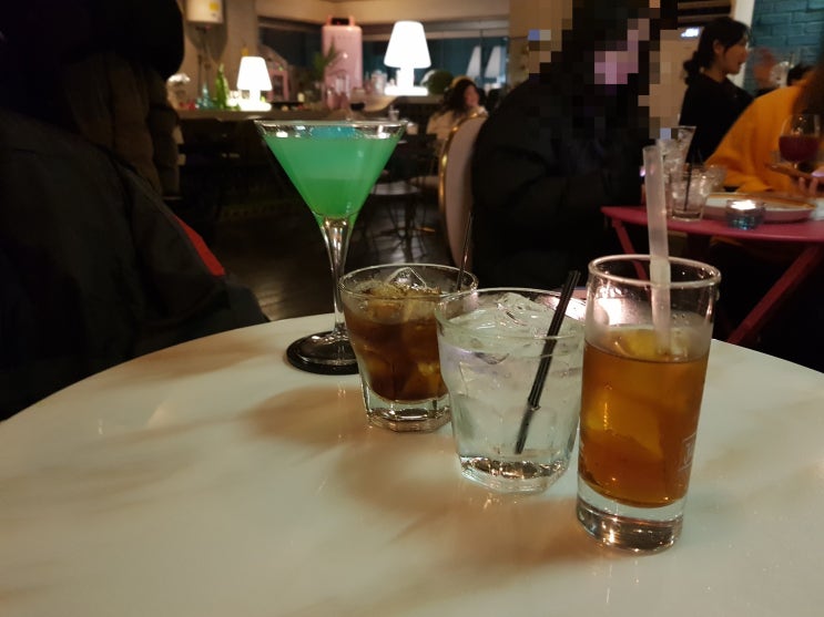 홍대 JASE 칵테일 후기와 칵테일 추천 목록 (+솜사탕 칵테일, 3잔세트, 피나콜라다 후기) 홍대 JASE 칵테일 후기와 칵테일 추천 목록 (+솜사탕 칵테일, 3잔세트, 피나콜라다 후기)