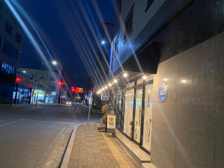  천안 신방통정지구 새샘초 조용한 "카페 테라"