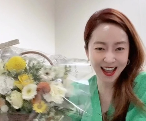 쇼호스트 정윤정 생방송 중 욕 사과 (홈쇼핑 연봉 김밥 인스타 등)