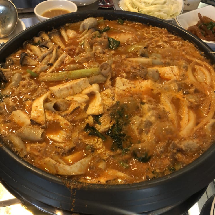  수원 인계동 친구들과 먹은 곱창전골에 우동사리 인계식당