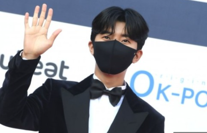 임영웅의 선한 영향력… 美 영웅시대, 순복음 교회에 1000달러 기부 임영웅의 선한 영향력… 美 영웅시대, 순복음 교회에 1000달러 기부