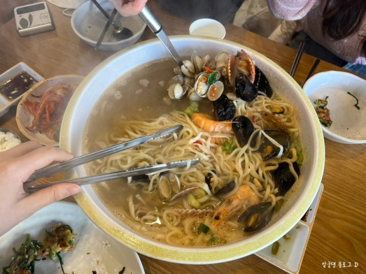 인천/영종도 97도씨해물칼국수 땡초홍합부추전 주말 웨이팅 후기 인천/영종도 97도씨해물칼국수 땡초홍합부추전 주말 웨이팅 후기