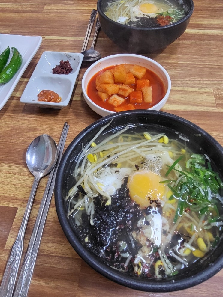 [군산/월명동]군산 사람들의 아침밥 콩나물국밥  '일흥옥'