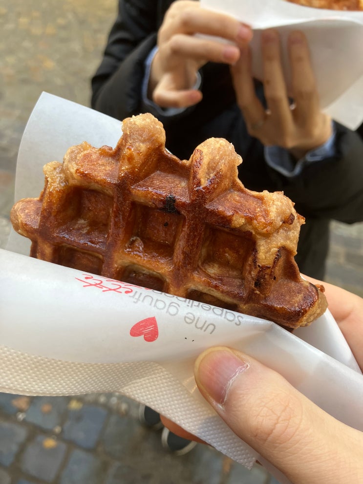 벨기에 리에주 여행 - 뫼주 강, 리에주 와플 Une Gaufrette Saperlipopette 벨기에 리에주 여행 - 뫼주 강, 리에주 와플 Une Gaufrette Saperlipopette