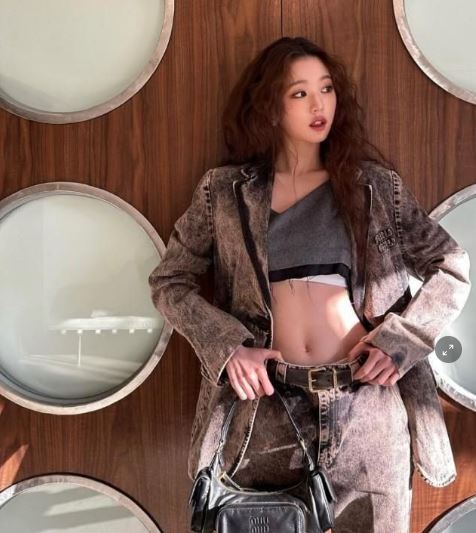  예쁘긴 ㅈㄴ 예쁜 장원영 최근 모습⋯!