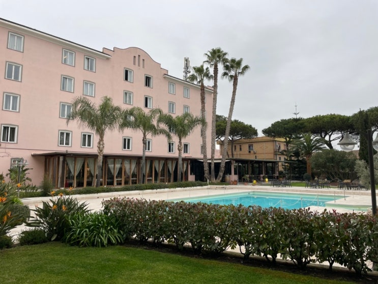  이탈리아 로마 호텔, 레오나르도 다빈치 공항 근처 Hotel Isola Sacra