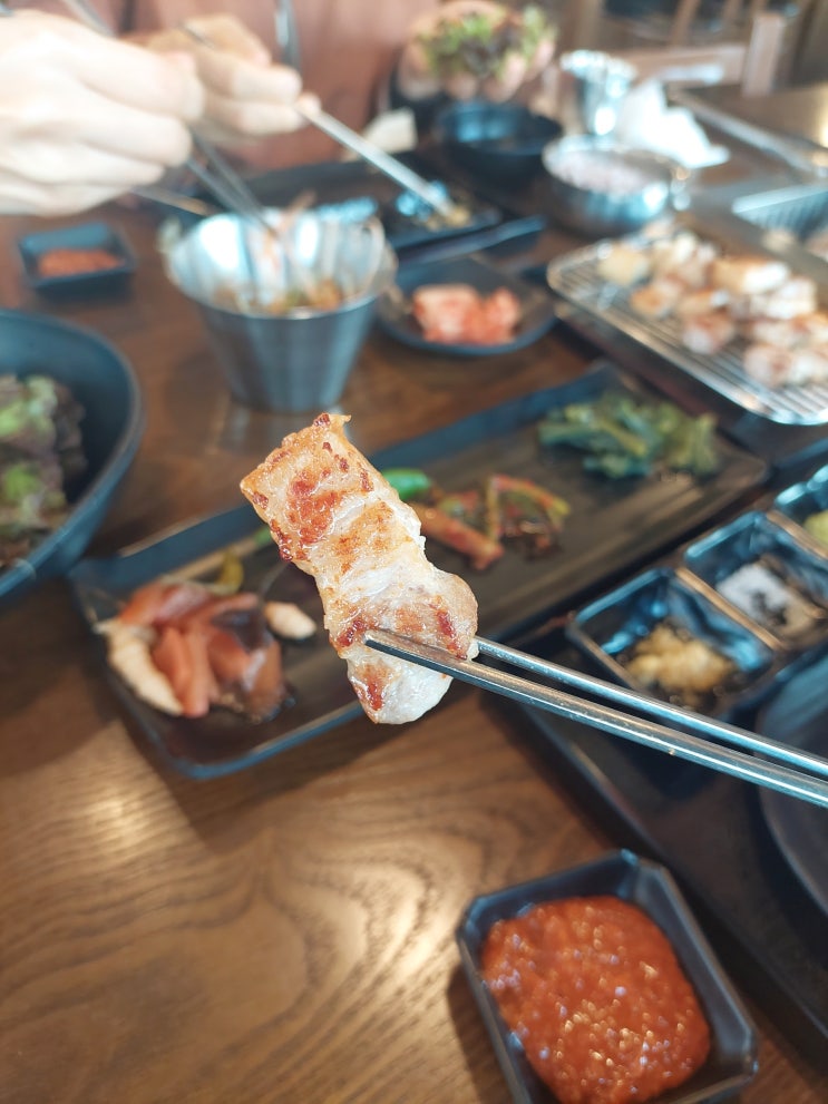  오산원동맛집 고소한 돼지특수부위와 통삼겹살 숙달돼지