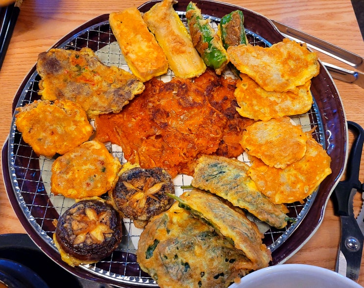  양산동전집 그때그전 (수제 모듬전+막걸리)