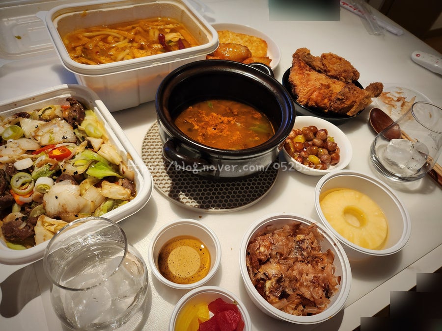 [야식에는 말리부]집콕 야식 내돈내산 배달 음식 내 최애 말리부와 함께 짠 관련 사진