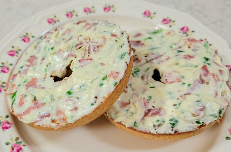  밤야식 베이글 데우기 맛있게 먹는법 청양고추 샌드위치