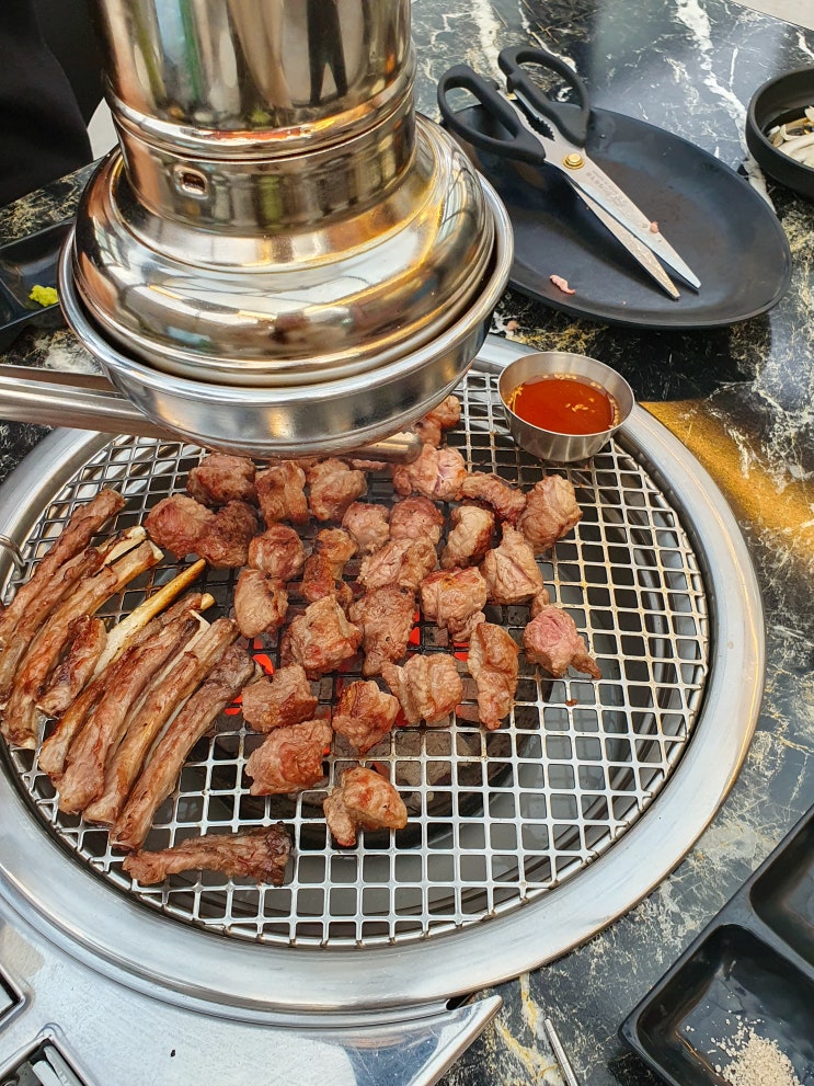  경주 황성동 야외에서 구워 먹는 생갈비 맛집 '여정1998'