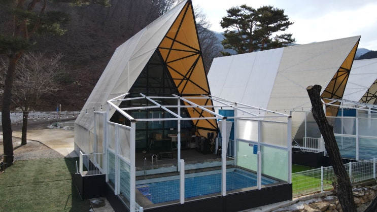  가평글램핑 프라이빗한 개별 온수풀이 있는 가평 아이섬 애견동반 풀빌라 글램핑 펜션