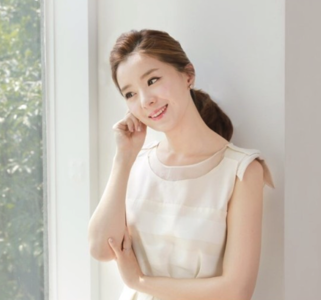  이슬기 아나운서 프로필 나이 몸매 방송 활동 학력 인스타그램 결혼 남편 사진 움짤