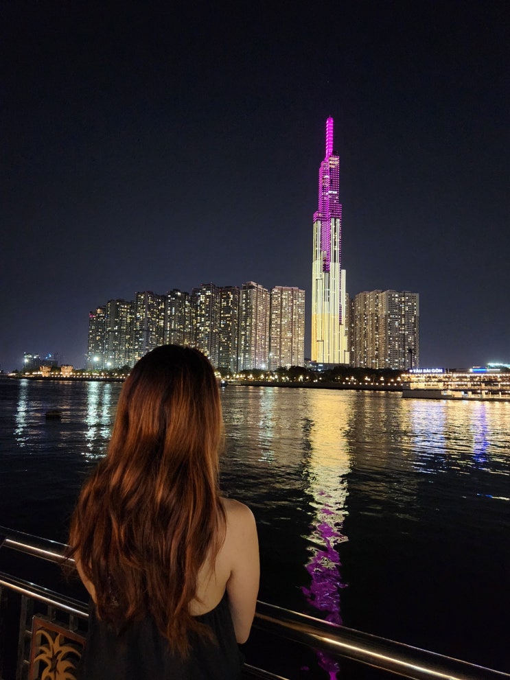  호치민 수상버스타고 야경 보기 삼천원의 행복