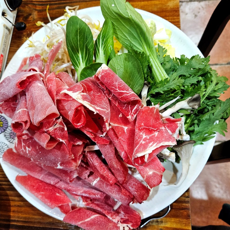  육샤육샤:가성비 넘치는 샤브샤브 계룡 찐맛집
