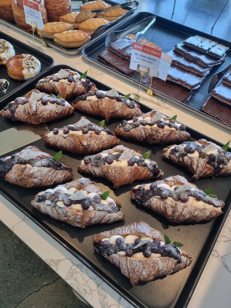 오션뷰 전망좋은 베이커리 카페 EL16.52 부산 송도