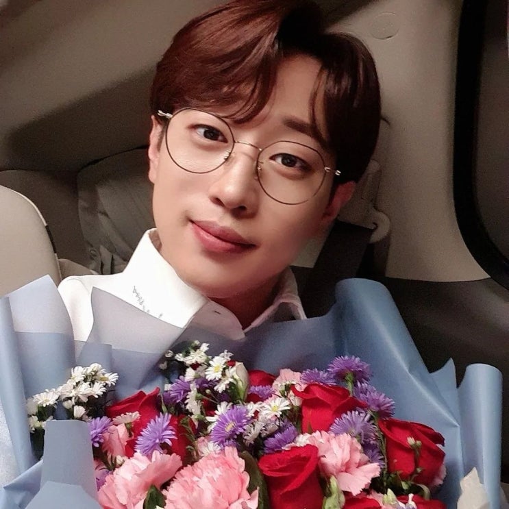 '미스터트롯2' 우승자 안성훈, 한 부모의 효자에서 대한민국의 효자로 '미스터트롯2' 우승자 안성훈, 한 부모의 효자에서 대한민국의 효자로
