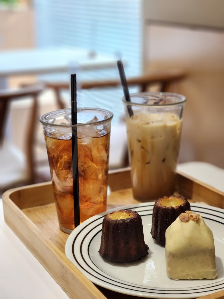  [강남 논현 :: 마르케] 까눌레 파운드 디저트 카페