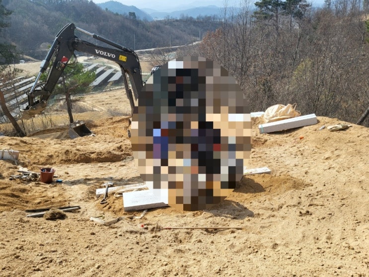  2023년 경북 김천시 감천면 석축및 경계석 와비 잔디조성 가족묘공사 고인돌장묘개발장의사 #윤달이장 #윤달화장 #김천윤달이장 #김천윤달화장 #김천장의사 #구미장의사 #성주장의사