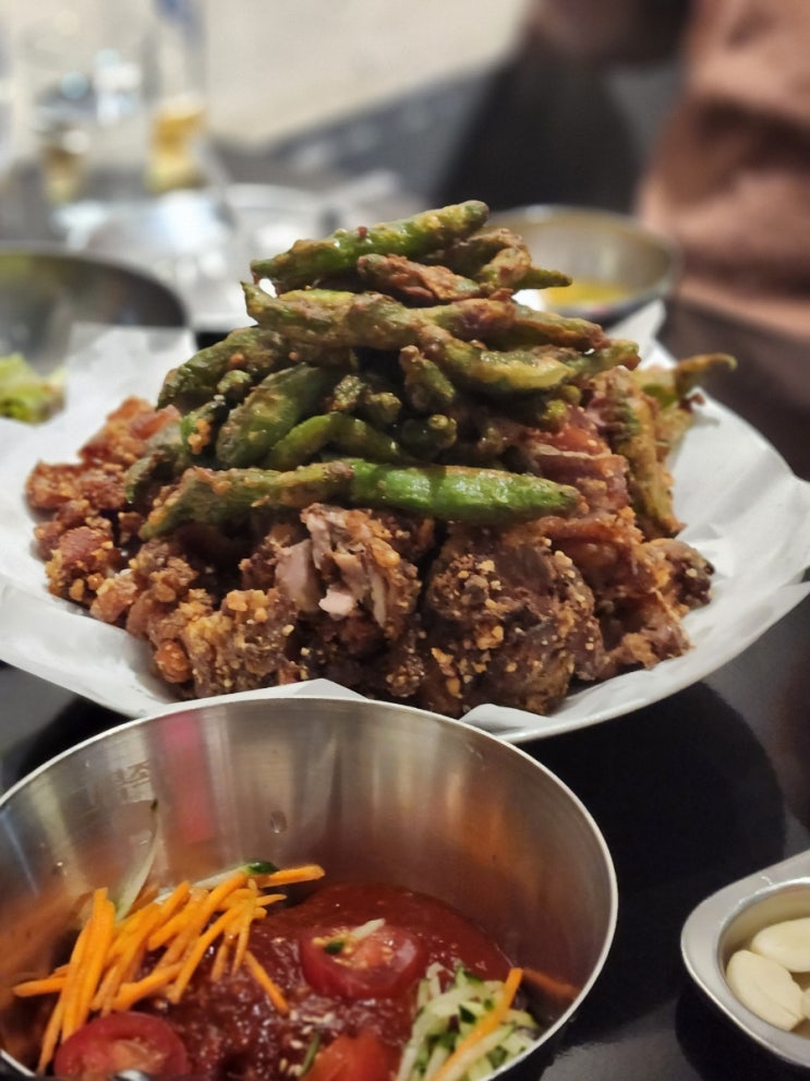  [신도림 :: 그믐족발] 문래 핫플 맛집 l 꽈리튀김족발