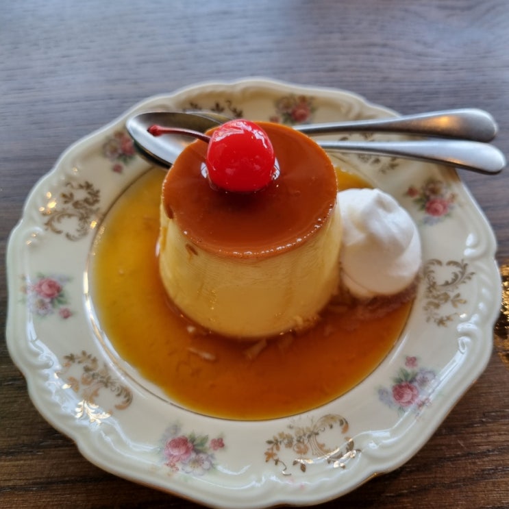  신도림 데이트 문래 신상 카페 킷사고구마