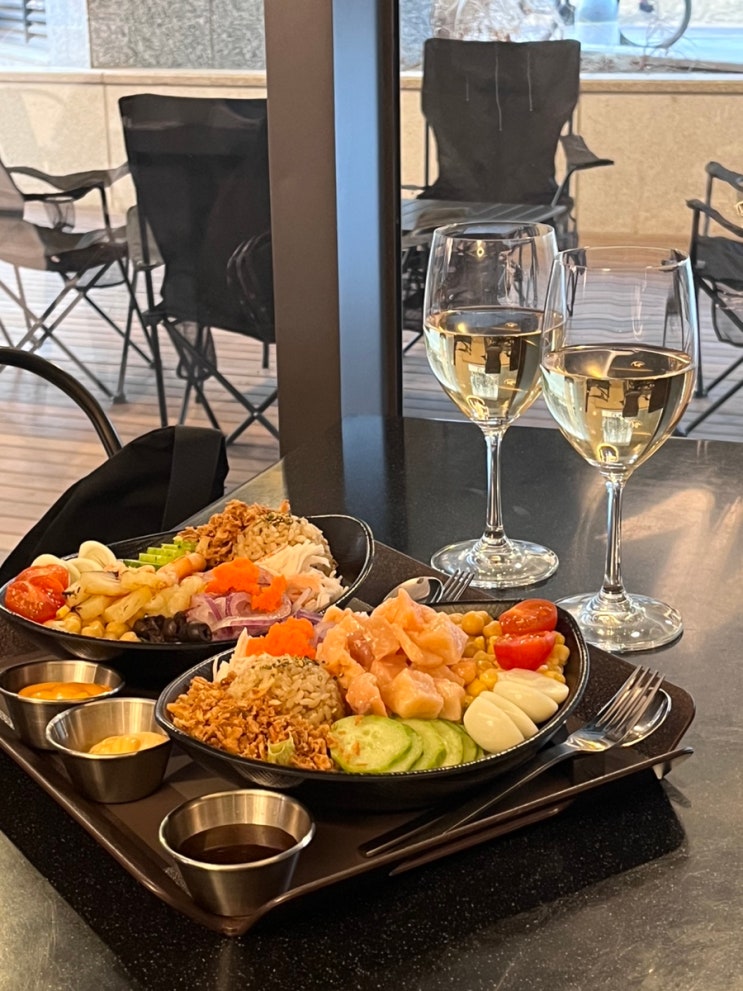  수원 포케 맛집 밀라쓰포케(ft. 새우포케/연어포케/와인)