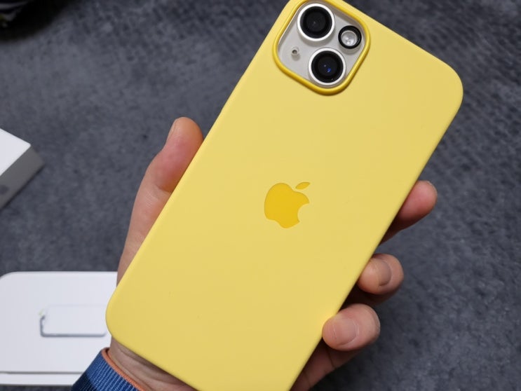 아이폰14 플러스 케이스 맥세이프 애플 정품 컬러 너무 예뻐!