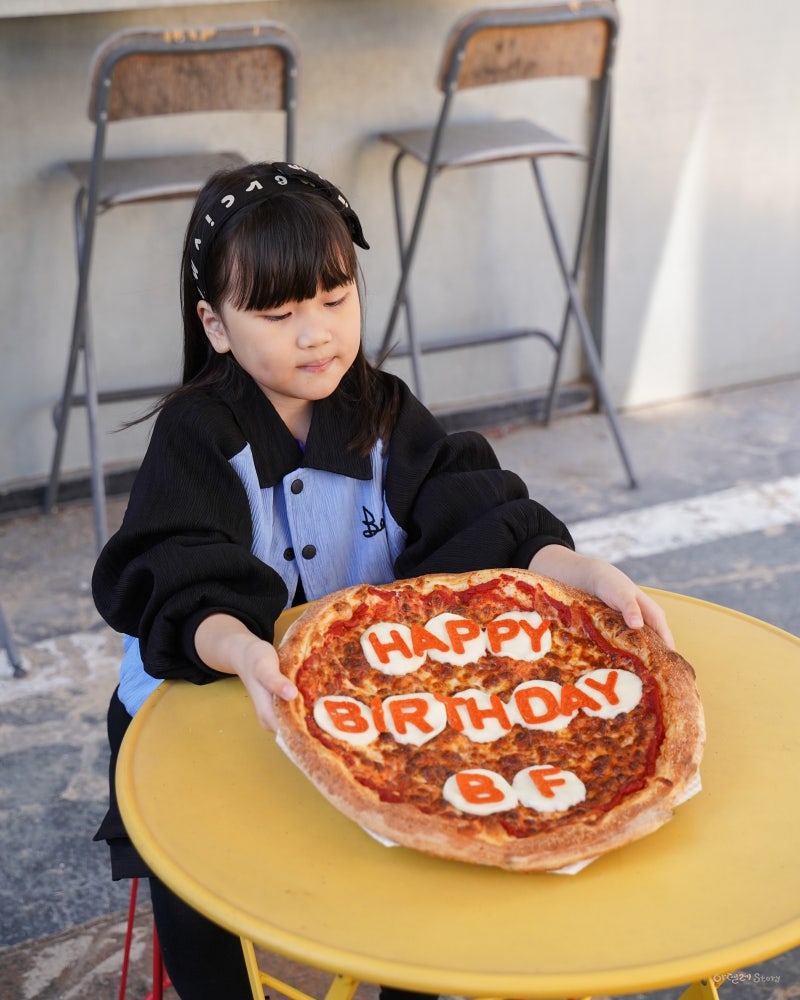 광주 핫플 먼데이오프플리즈 동명동 피자 맛집이자 복합 문화 공간 : 네이버 블로그