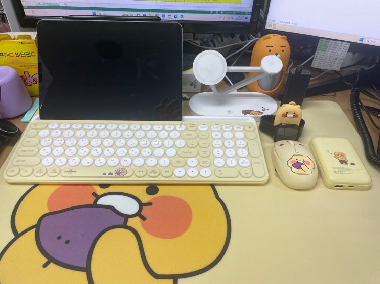  [춘식이 굿즈] 춘식이 멀티페어링 블루투스 무선 키보드 / 아이 패드 키보드 / 사무실 책상 꾸미기