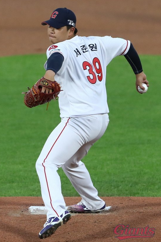 '미성년자 약취' 롯데에서 방출 서준원 프로필 나이 연봉 가족 와이프 총정리