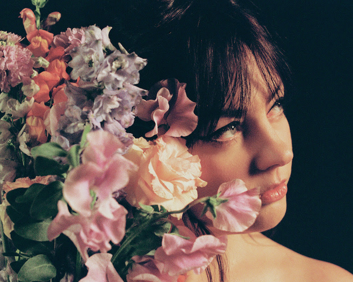 Angel Olsen, 'Nothing’s Free' 새로운 EP 음악 영상