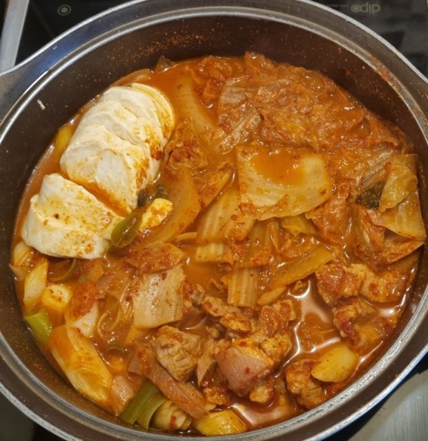 김치 짜글이 맛있게 요리하는 방법