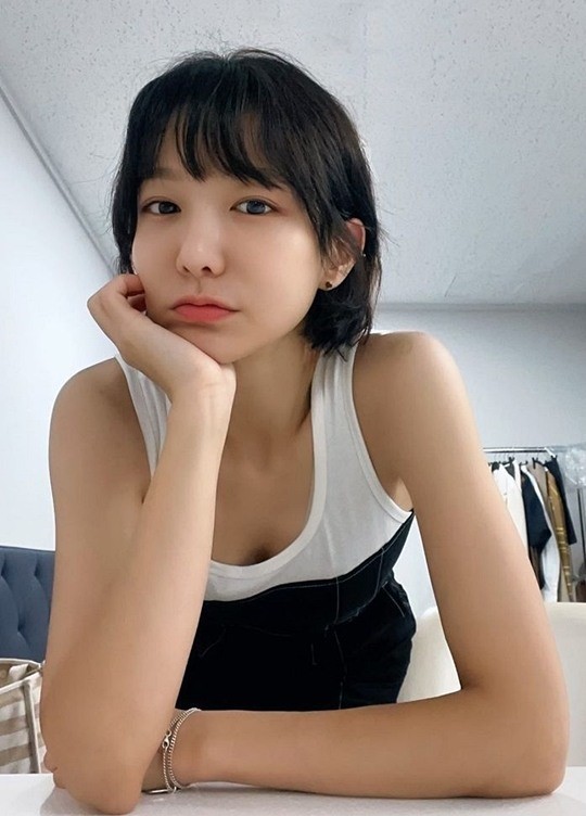 "이왕 한다면 최대한 화끈하게" 배우 신소율, 자꾸만 2세 계획을 미루게 된 충격적인 이유는 "이왕 한다면 최대한 화끈하게" 배우 신소율, 자꾸만 2세 계획을 미루게 된 충격적인 이유는