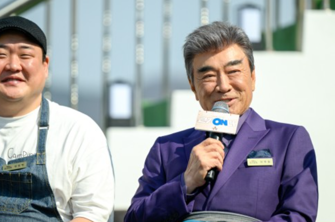'도시횟집' 이덕화 "총지배인이지만 청소만 열심히, 다들 맛있다고 극찬" '도시횟집' 이덕화 "총지배인이지만 청소만 열심히, 다들 맛있다고 극찬"