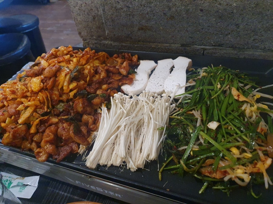 사바사바치킨 시흥점 사진 2