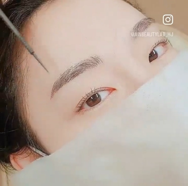  눈썹문신을 생각하고 계신가요? 얼굴형에 맞춤눈썹전문 건대눈썹문신 아인뷰티랩건대점