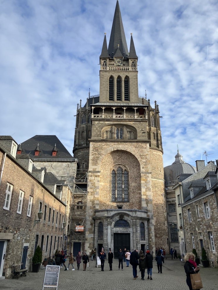 독일 여행 - 유네스코 세계 유산 아헨 대성당, St. Foillan Church 독일 여행 - 유네스코 세계 유산 아헨 대성당, St. Foillan Church