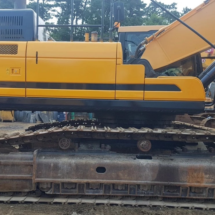 현대 HX520 2016년식 1억4000만원 판매합니다. 현대 HX520 2016년식 1억4000만원 판매합니다.