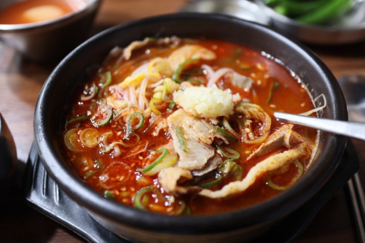  울산 산하동 해장국맛집 양많고 얼큰한 미풍해장국