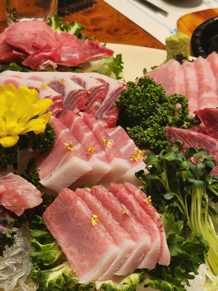  [여의도 맛집] 웃는돌참치 무한리필 자연산 참치 회 전문점 / 여의도 참치횟집 방문후기