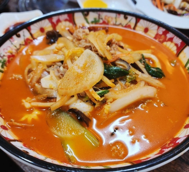  찐짬뽕•짜장 - 새로 개업한 강동구 고덕동 중식당, 짬뽕이랑 탕수육 맛있네?