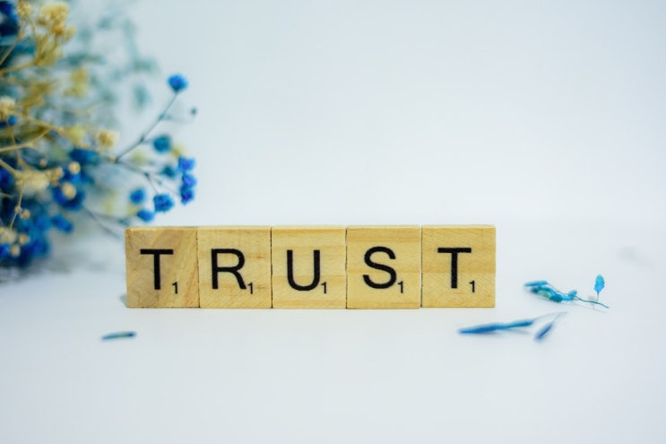 TRUST TRUST