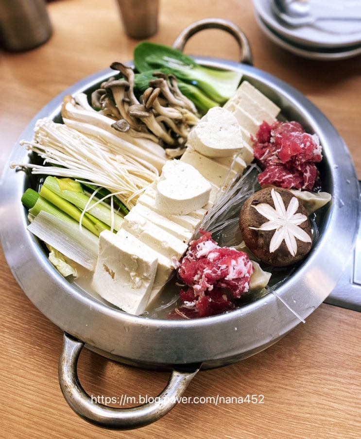  [맛집로그] 약수역 '두부사랑' 방문 후기(feat. 두부전골 추천)