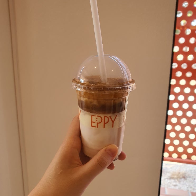 [청주]청주 외곽 핫한 신상 카페 EPPY