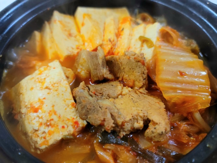  저녁메뉴추천 후다닥 손쉽게 김치찌개 맛있게 끓이는 법